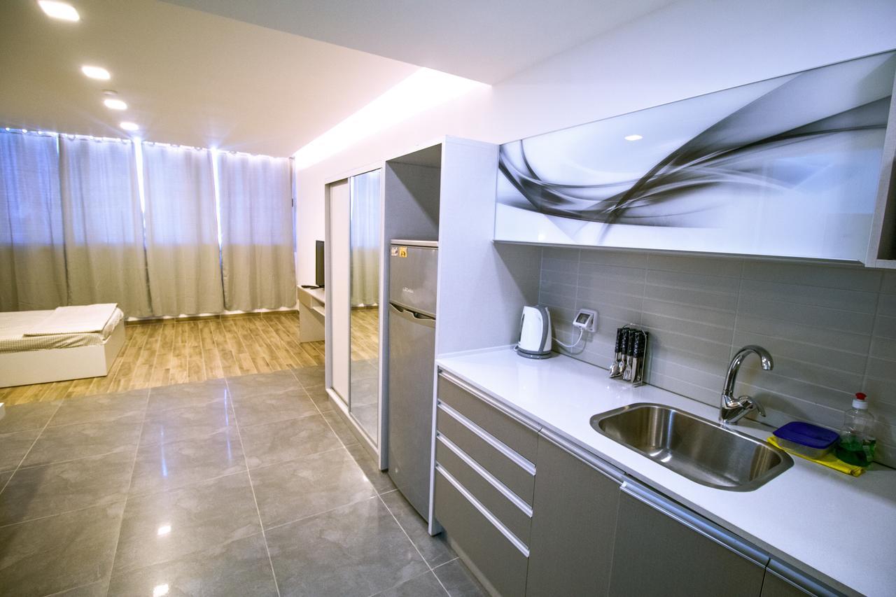 Apart Aparthotel Eilat Exterior photo